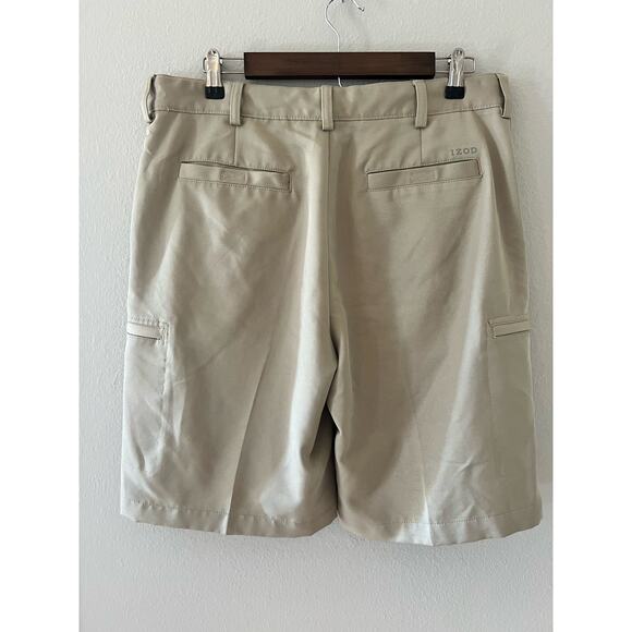 IZOD Golf Classic Men's Tan Flat Front Zipper Cargo Size 34 Khaki Shorts - Picture 2 of 5